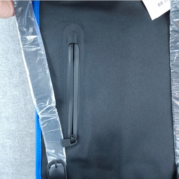 Rains Rolltop Rucksack Backpack W3 Waterproof Waves‎ (Blue) $125 Msrp NWTS - Picture 4 of 11